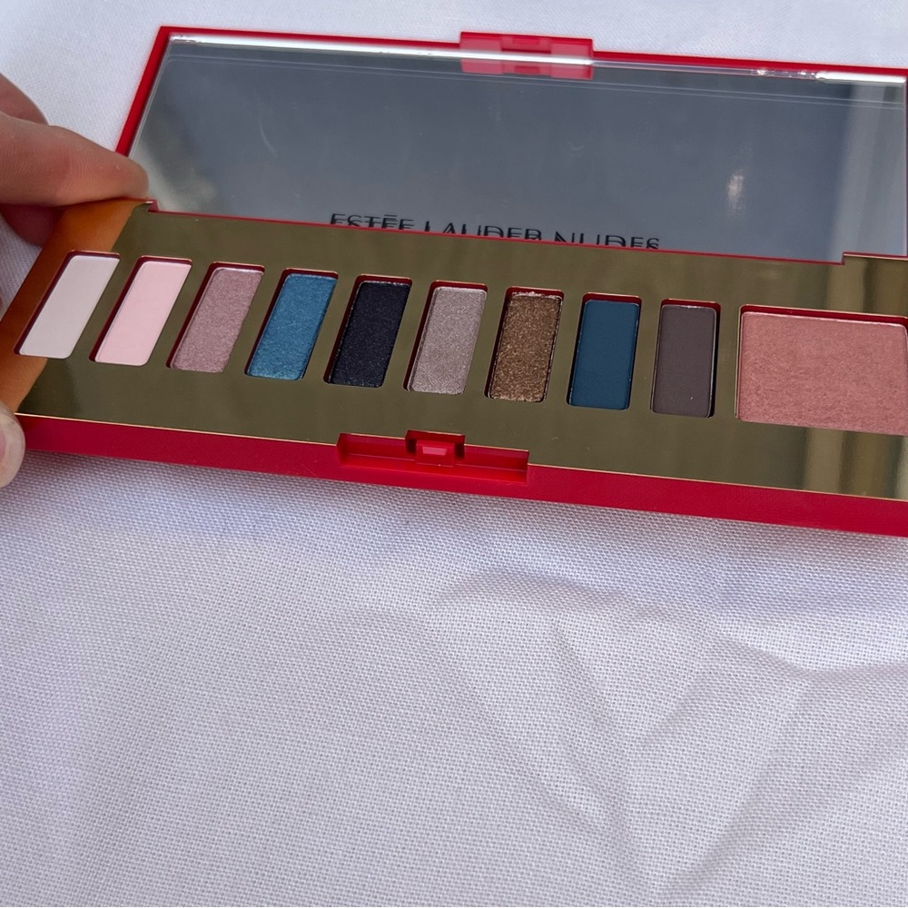 New Estée Lauder Pure Color Envy Eyeshadow and Blush Palette - NUDES